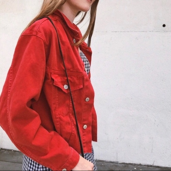 Brandy Melville Betsey red denim cropped jacket - Picture 4 of 4